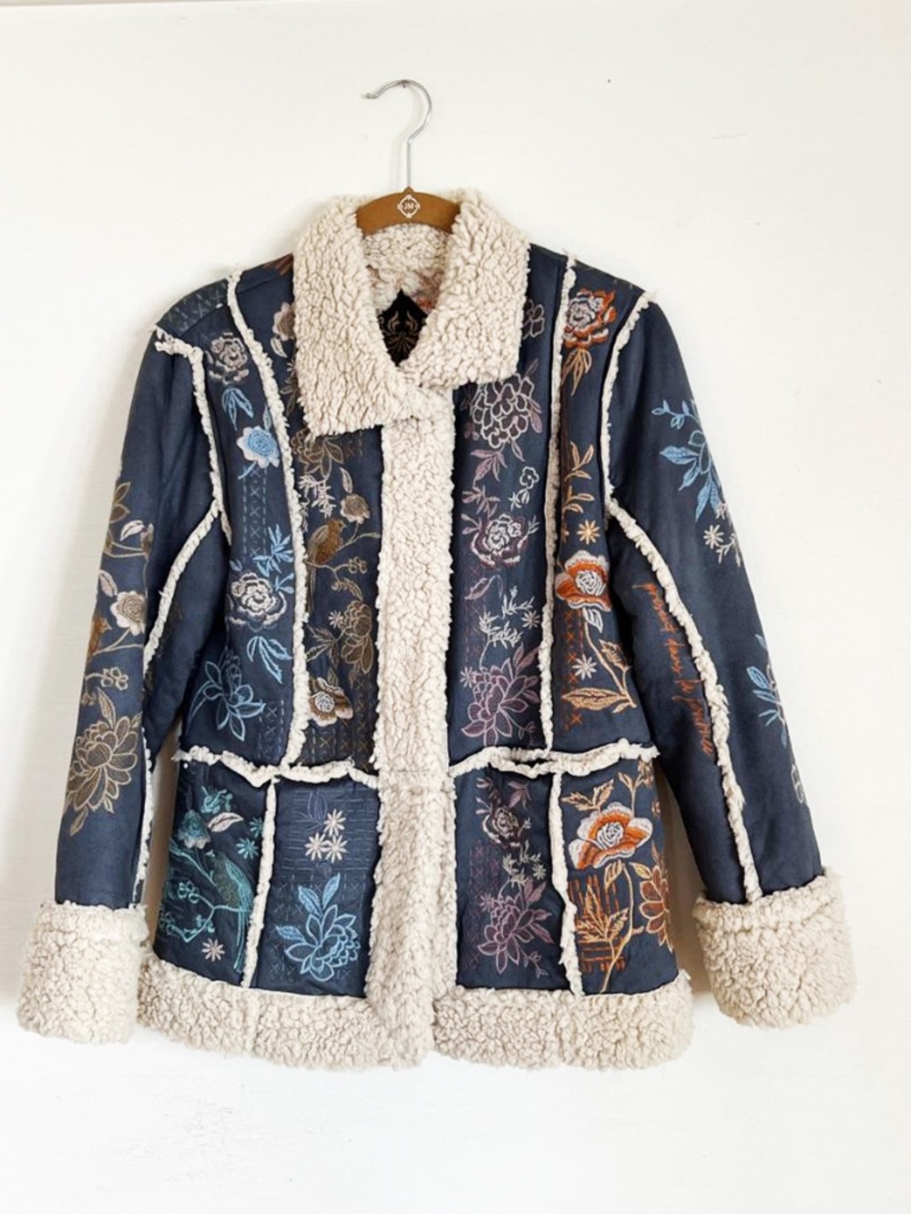 NWOT Johnny Was BIYA Embroidered Sherpa Jacket Size Small